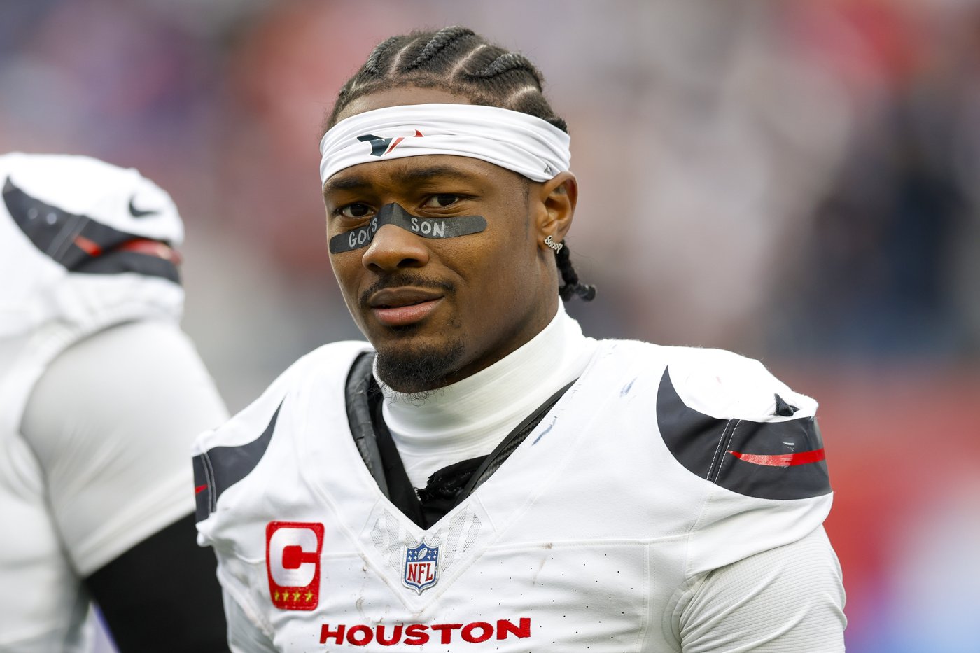Patriots receiver Stefon Diggs attends first practice since viral boat video emerged | iNFOnews.ca Patriots receiver Stefon Diggs attends first practice since viral boat video emerged | iNFOnews.ca