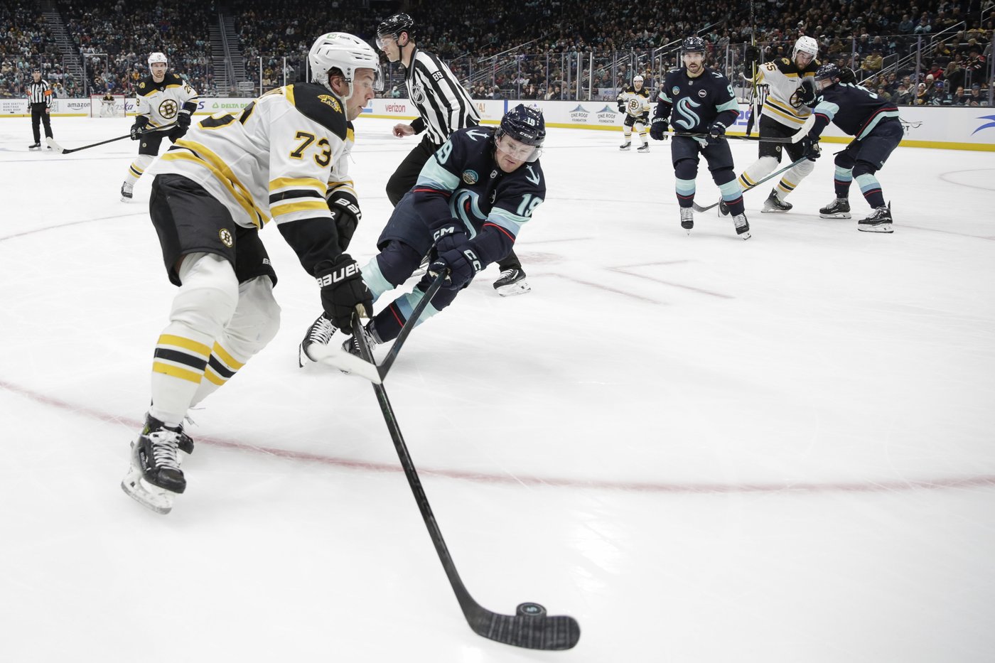 Bjorkstrand scores twice for Kraken in 5-1 win over Bruins | iNFOnews.ca
