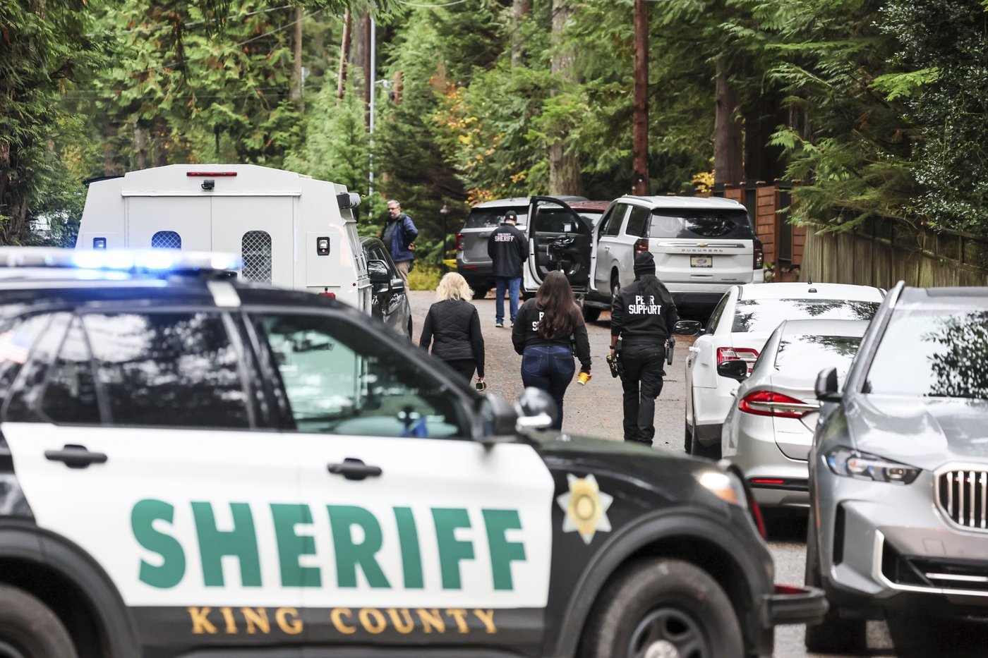 15-year-old boy charged in shooting deaths of parents, 3 siblings in Washington state | iNFOnews.ca