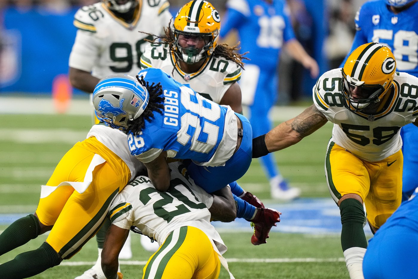 Dan Campbell's 4th-down gambles help Lions beat Packers 34-31 and clinch playoffs | iNFOnews.ca