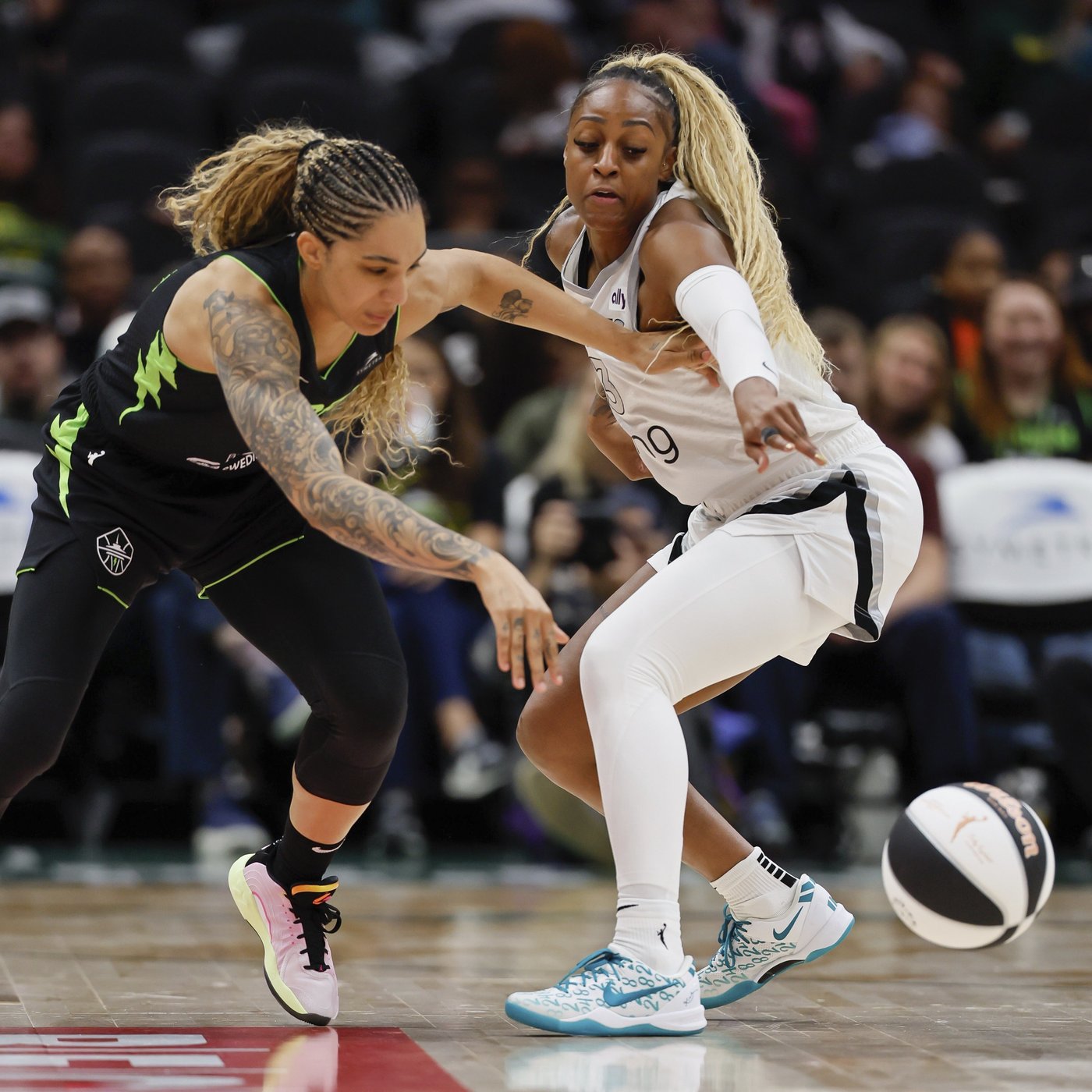 Wilson scores 19 and the Aces hold off late surge to beat Storm 75-70 | iNFOnews.ca Wilson scores 19 and the Aces hold off late surge to beat Storm 75-70 | iNFOnews.ca