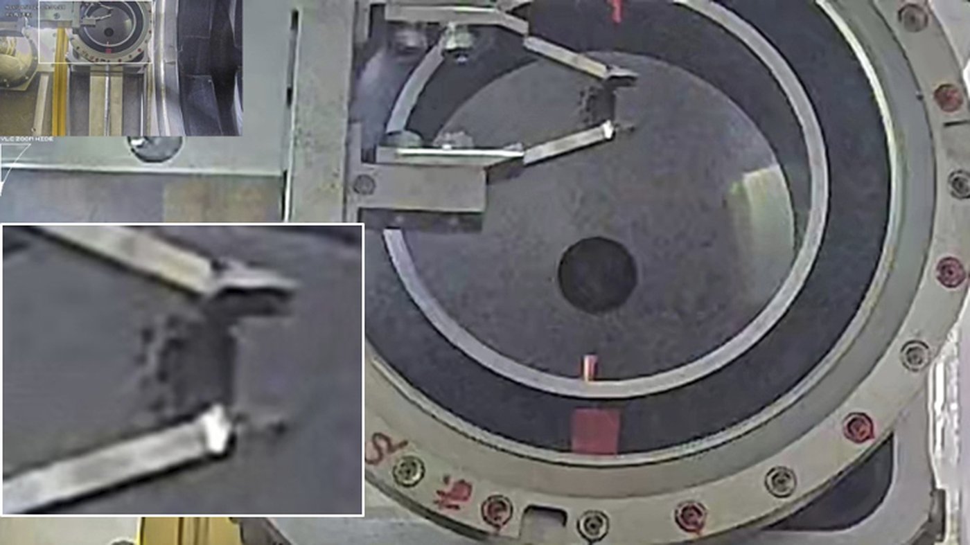 A tiny grain of nuclear fuel is pulled from ruined Japanese nuclear plant, in a step toward cleanup | iNFOnews.ca