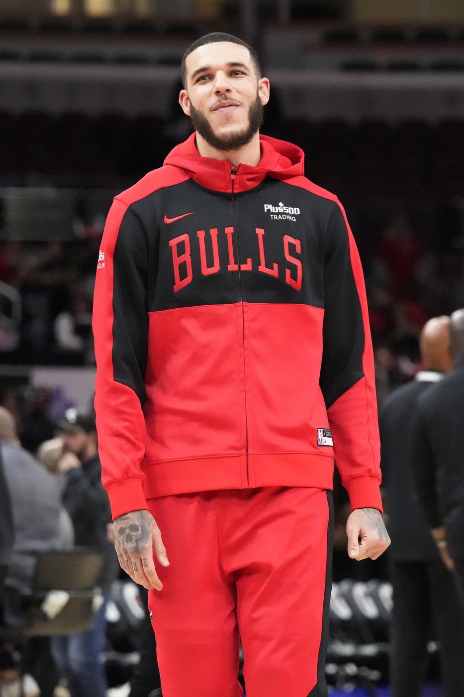 Lonzo Ball makes long-awaited return from knee injuries, scores 10 in Bulls' preseason game | iNFOnews.ca Lonzo Ball makes long-awaited return from knee injuries, scores 10 in Bulls' preseason game | iNFOnews.ca