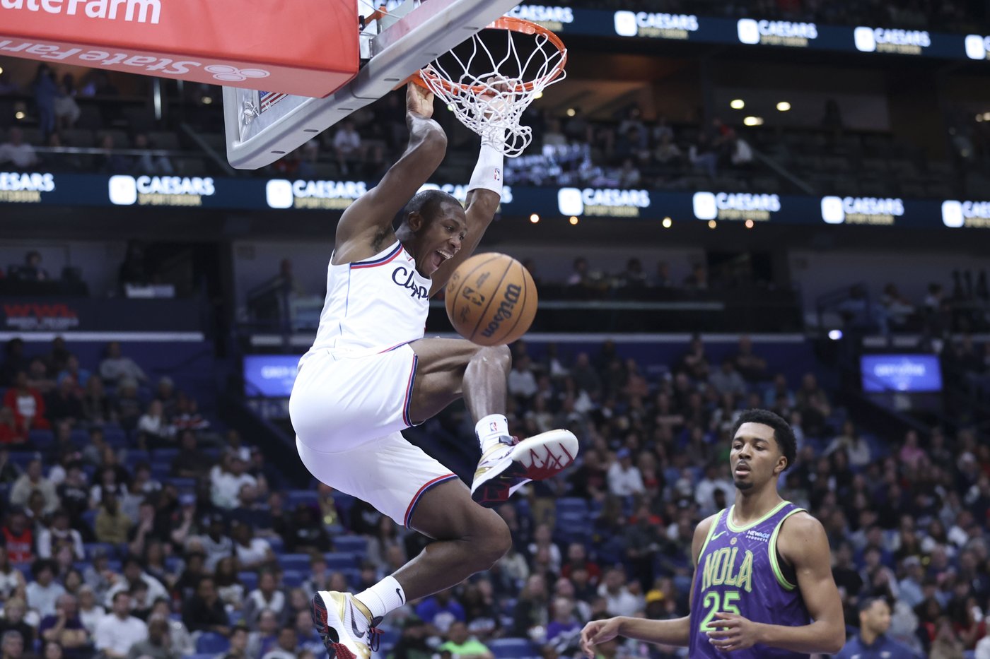 Powell and Harden lift the Clippers to a 116-113 comeback victory over the skidding Pelicans | iNFOnews.ca