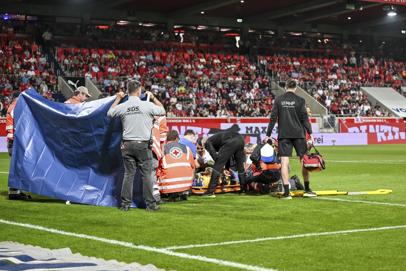 Bundesliga relegation battle leaves opposing players in hospital with serious injuries | iNFOnews.ca