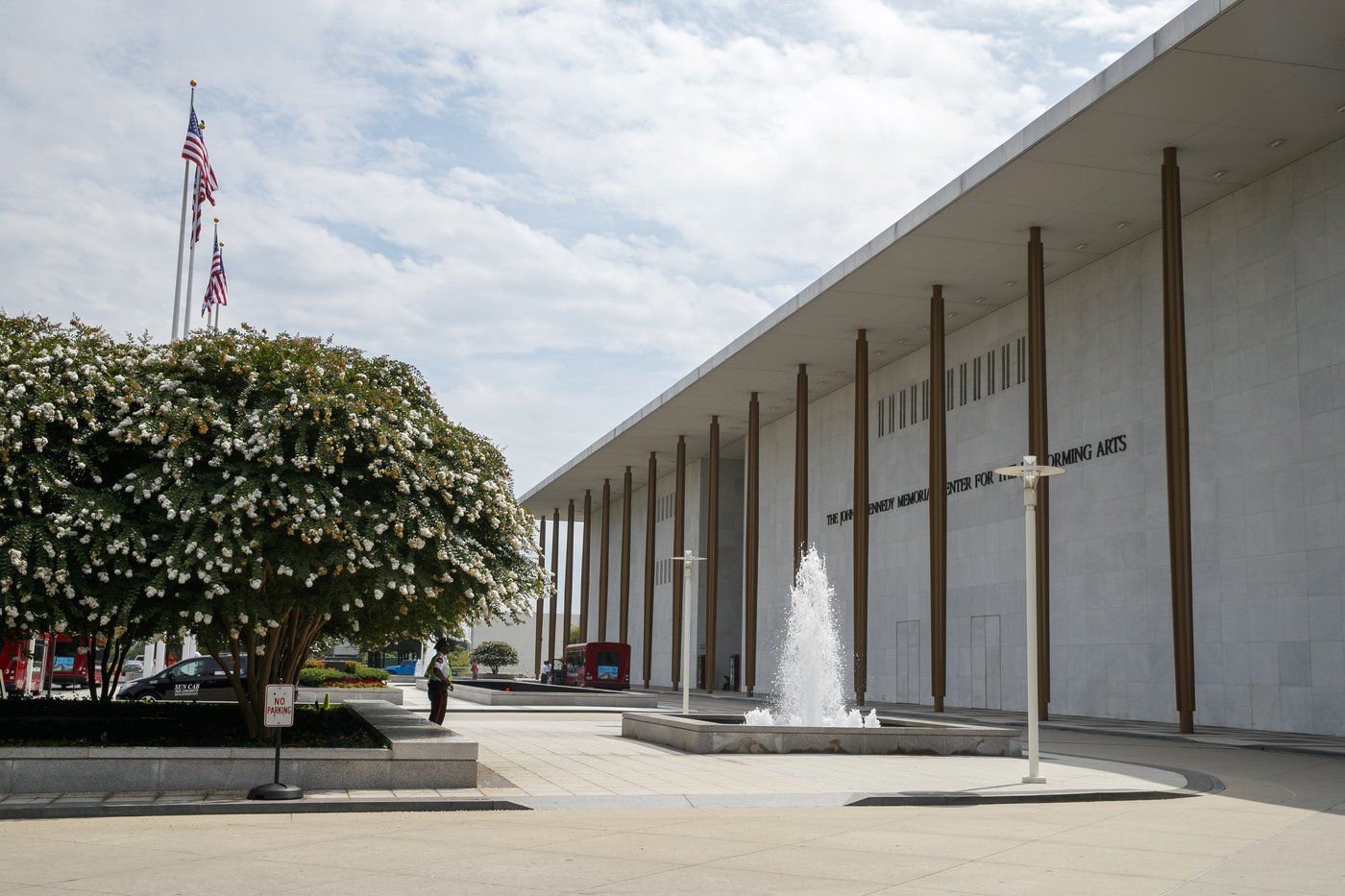 What's going on with the Kennedy Center under Trump? | iNFOnews.ca