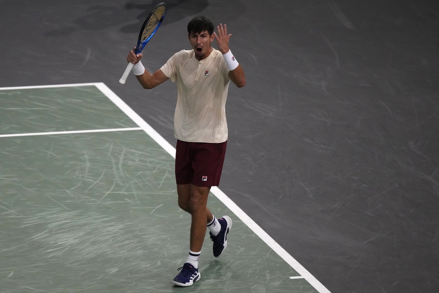 Medvedev loses to Popyrin in second round at Paris Masters, Zverev advances | iNFOnews.ca Medvedev loses to Popyrin in second round at Paris Masters, Zverev advances | iNFOnews.ca