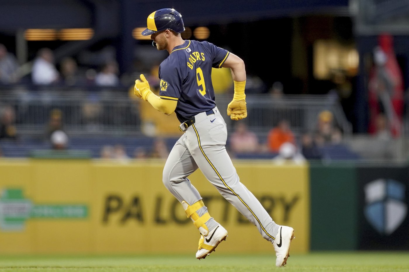 Ortiz pitches seven strong innings as Pirates cool off NL Central champion Brewers 2-1 | iNFOnews.ca Ortiz pitches seven strong innings as Pirates cool off NL Central champion Brewers 2-1 | iNFOnews.ca