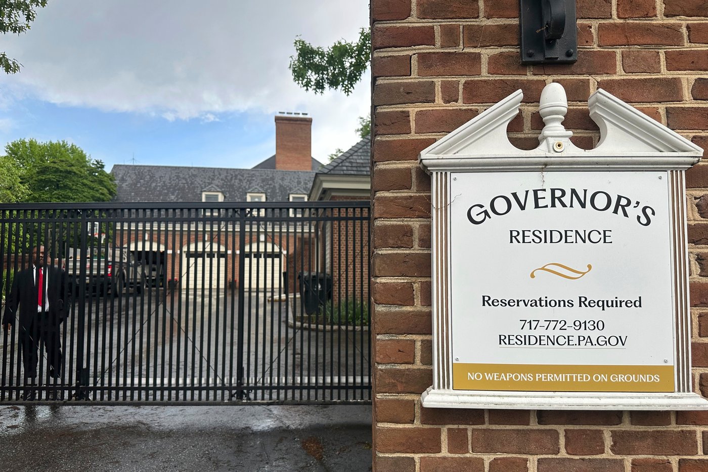 Pennsylvania governor's residence to get an 'anti-climb' fence | iNFOnews.ca
