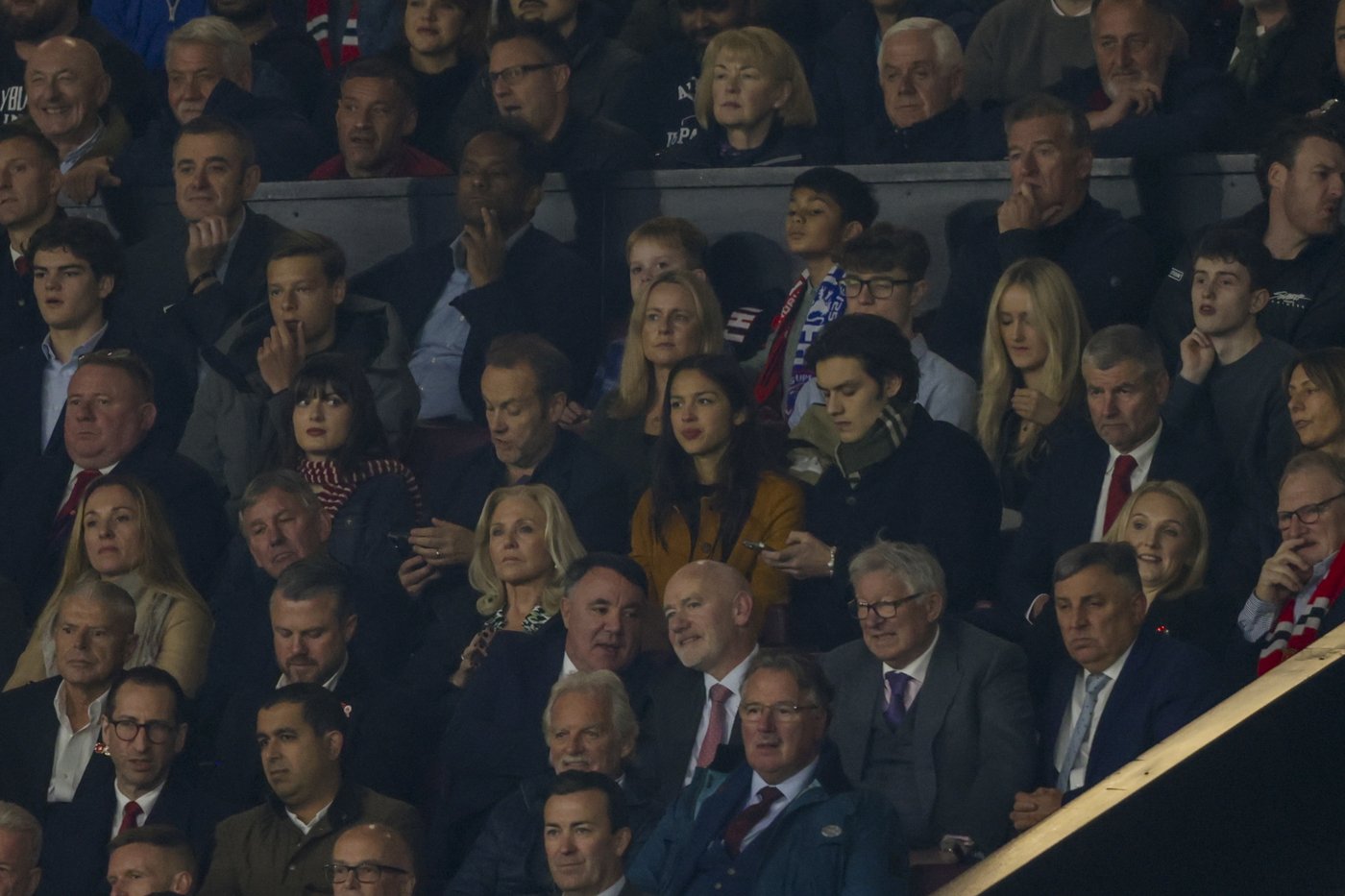 Olivia Rodrigo watches Man United play Chelsea in the Premier League | iNFOnews.ca