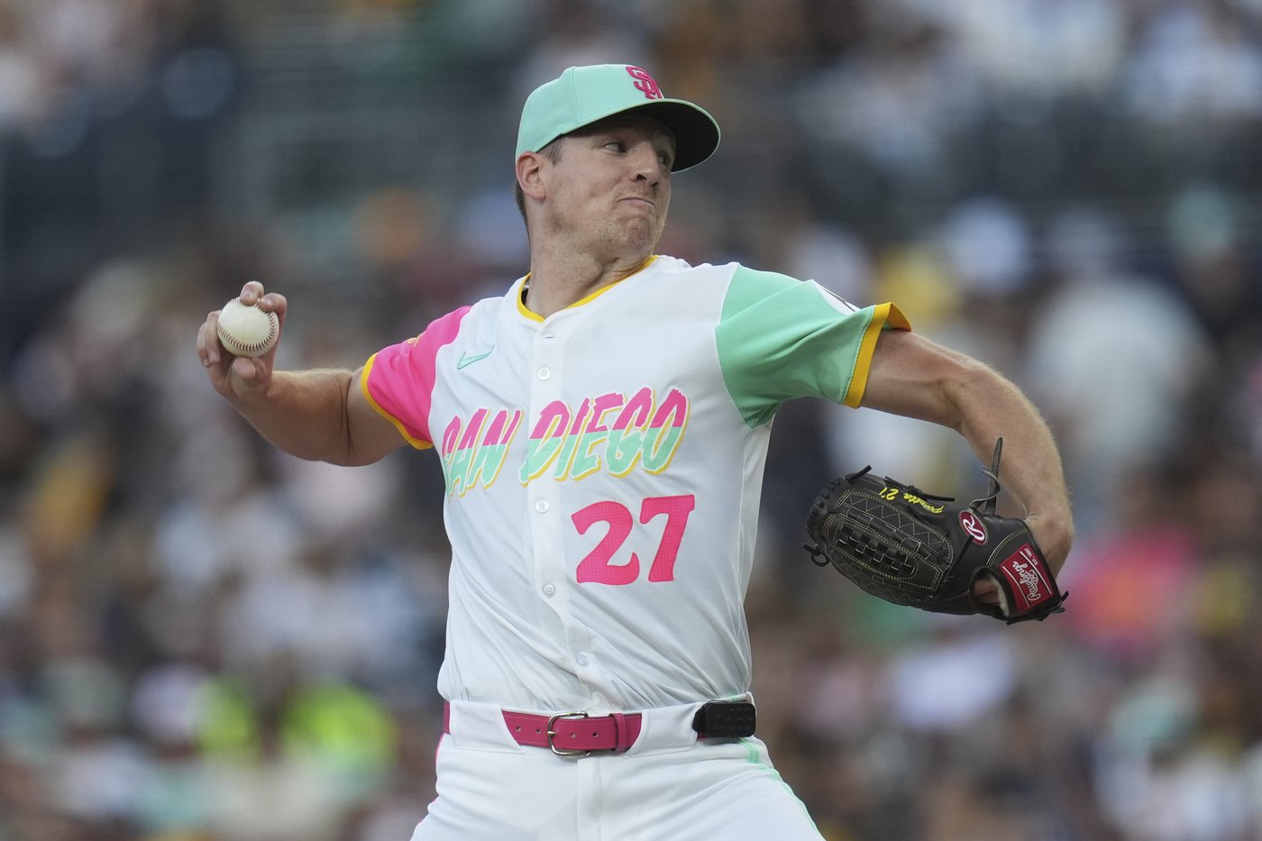 Pivetta's dominant outing and Merrill's clutch hit propel Padres to sixth straight win | iNFOnews.ca