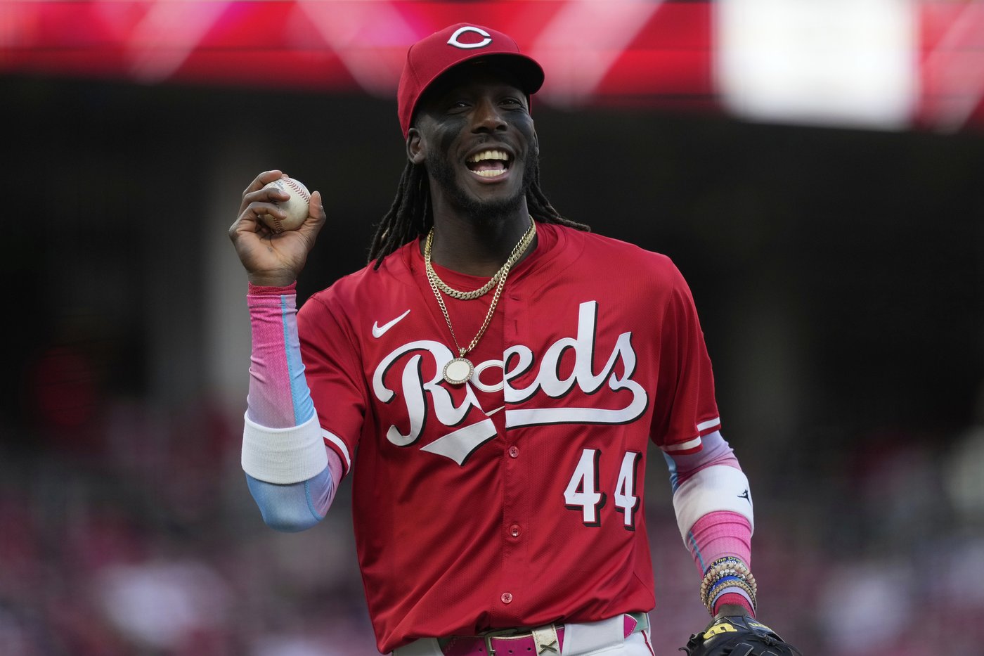 Elly De La Cruz breaks out of slump with slam on bobblehead night | iNFOnews.ca Elly De La Cruz breaks out of slump with slam on bobblehead night | iNFOnews.ca