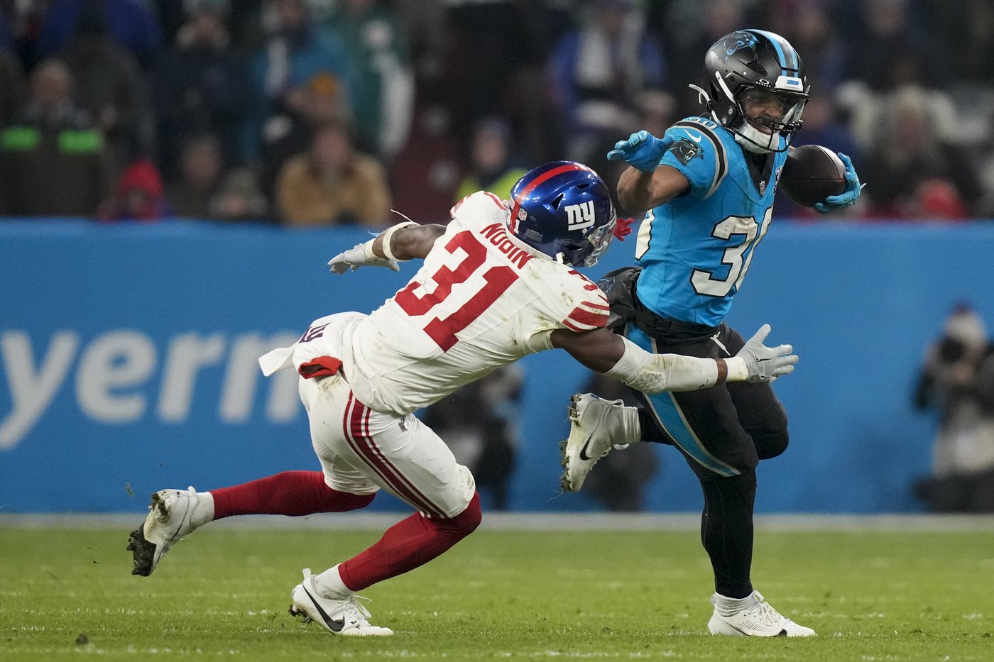 General manager Joe Schoen thinks the Giants are heading in the right direction despite a 2-8 record | iNFOnews.ca General manager Joe Schoen thinks the Giants are heading in the right direction despite a 2-8 record | iNFOnews.ca