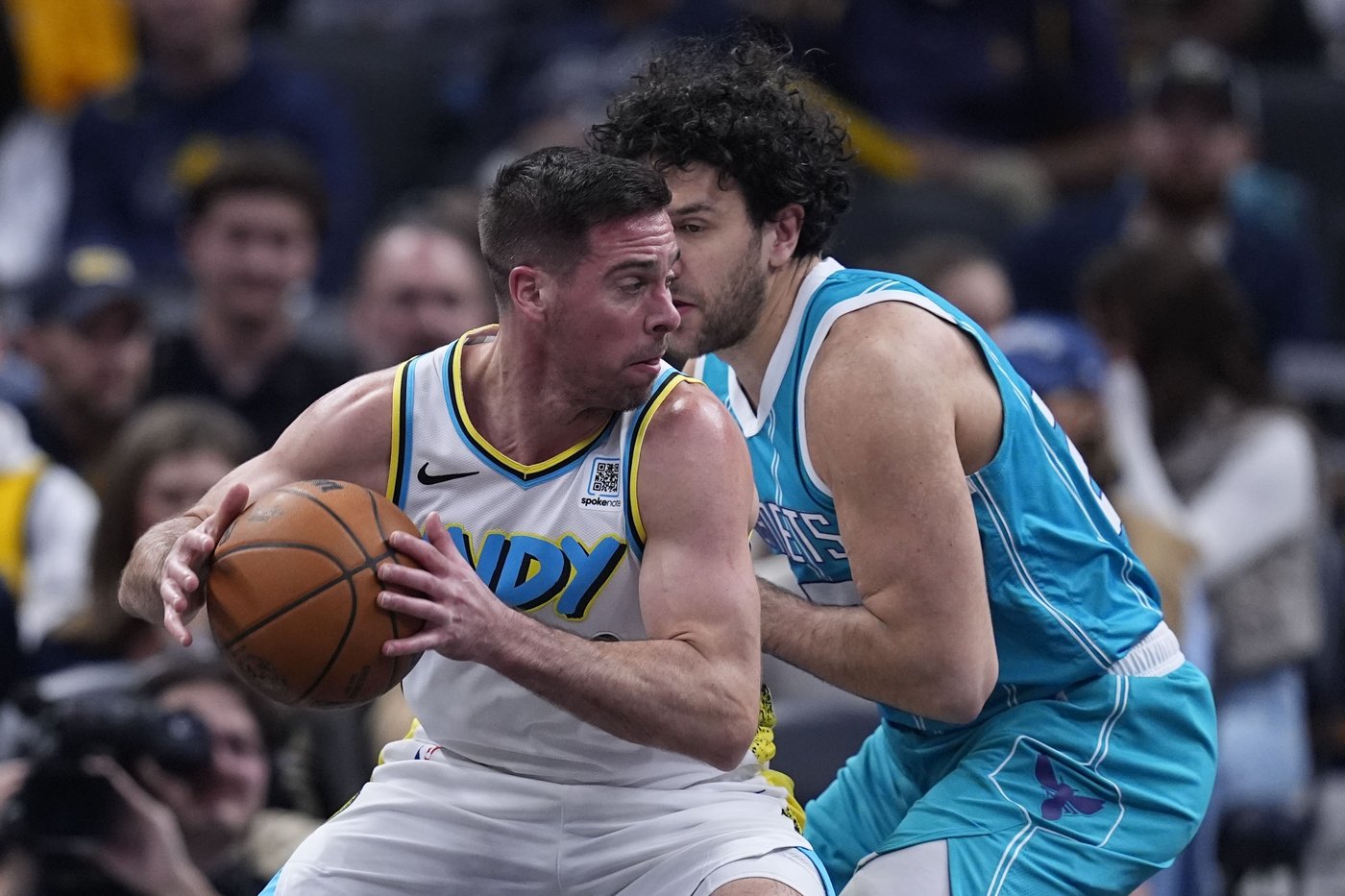 Brandon Miller's late free throws help Hornets beat the Pacers 113-109 and snap 8-game skid | iNFOnews.ca Brandon Miller's late free throws help Hornets beat the Pacers 113-109 and snap 8-game skid | iNFOnews.ca