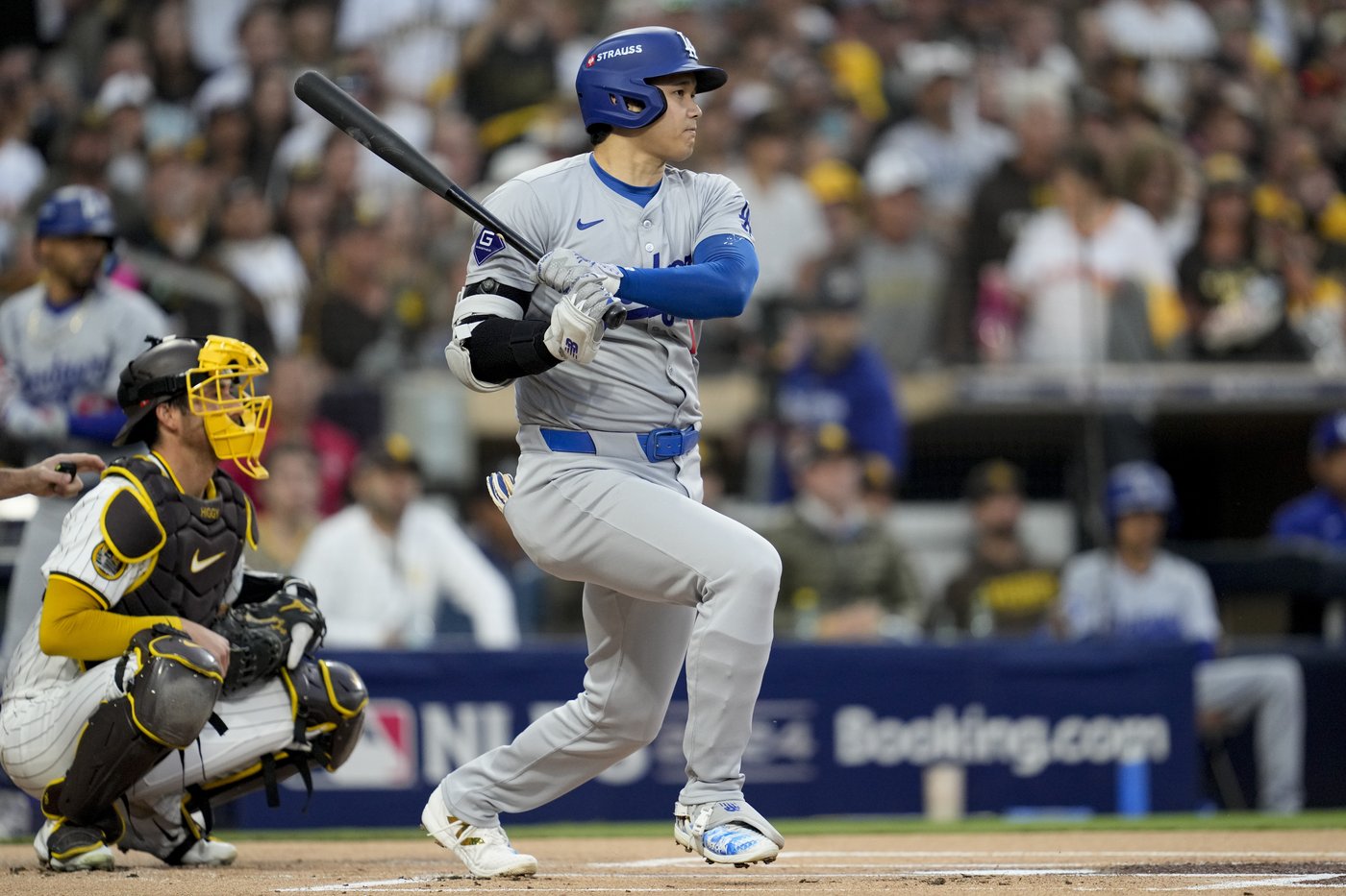 Betts and Ohtani help the Dodgers stay alive in NLDS with 8-0 win vs the Padres | iNFOnews.ca Betts and Ohtani help the Dodgers stay alive in NLDS with 8-0 win vs the Padres | iNFOnews.ca