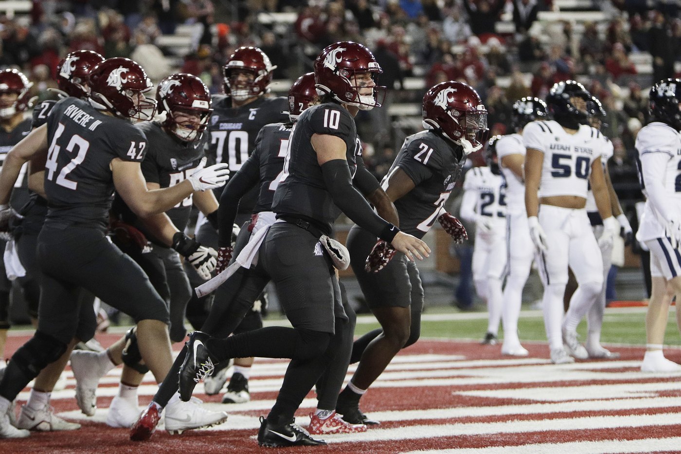 Mateer and Parker lead No. 20 Washington State to 49-28 win over Utah State | iNFOnews.ca Mateer and Parker lead No. 20 Washington State to 49-28 win over Utah State | iNFOnews.ca
