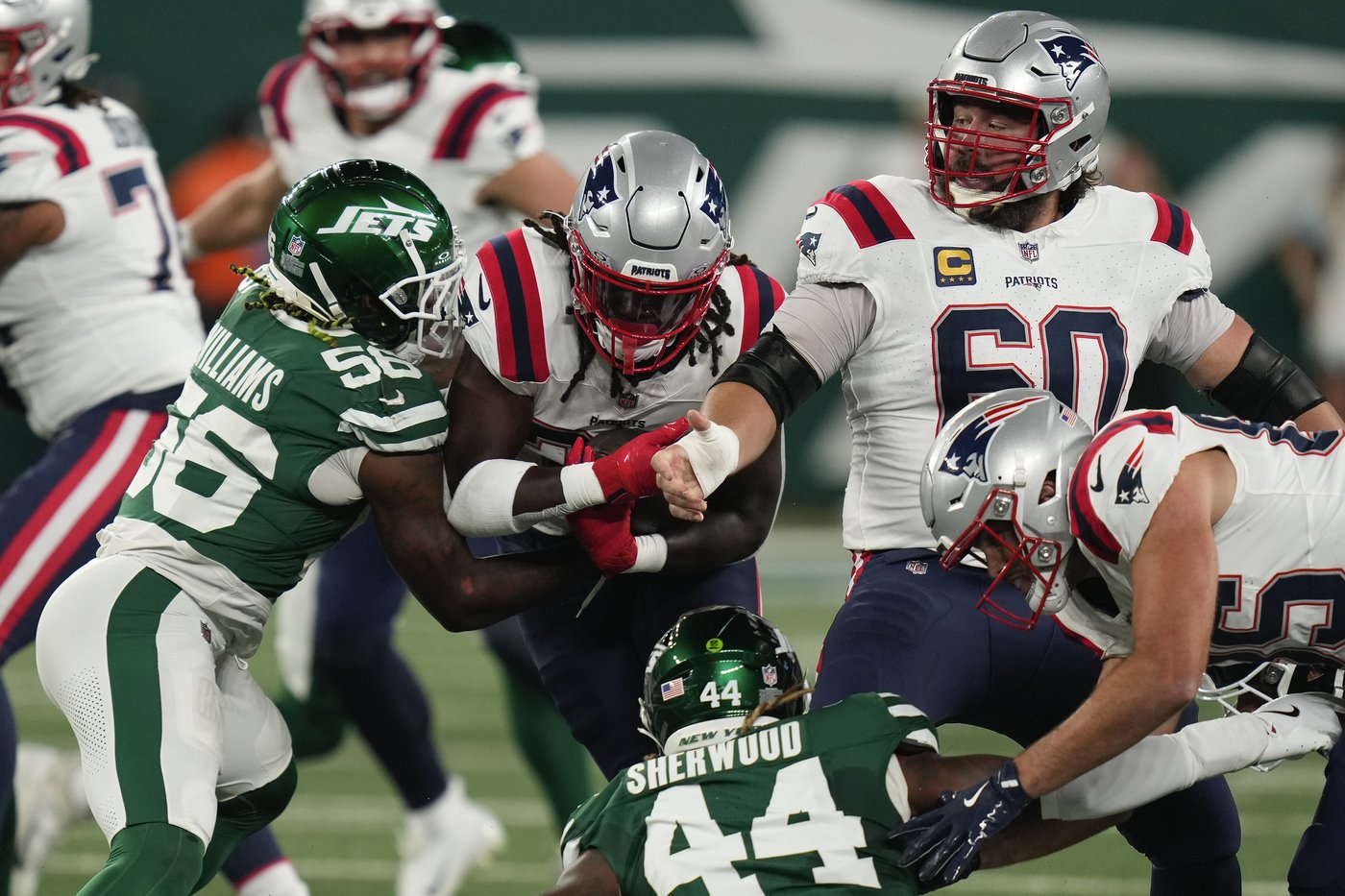 49ers look to bounce back from consecutive road losses when they host the Patriots | iNFOnews.ca
