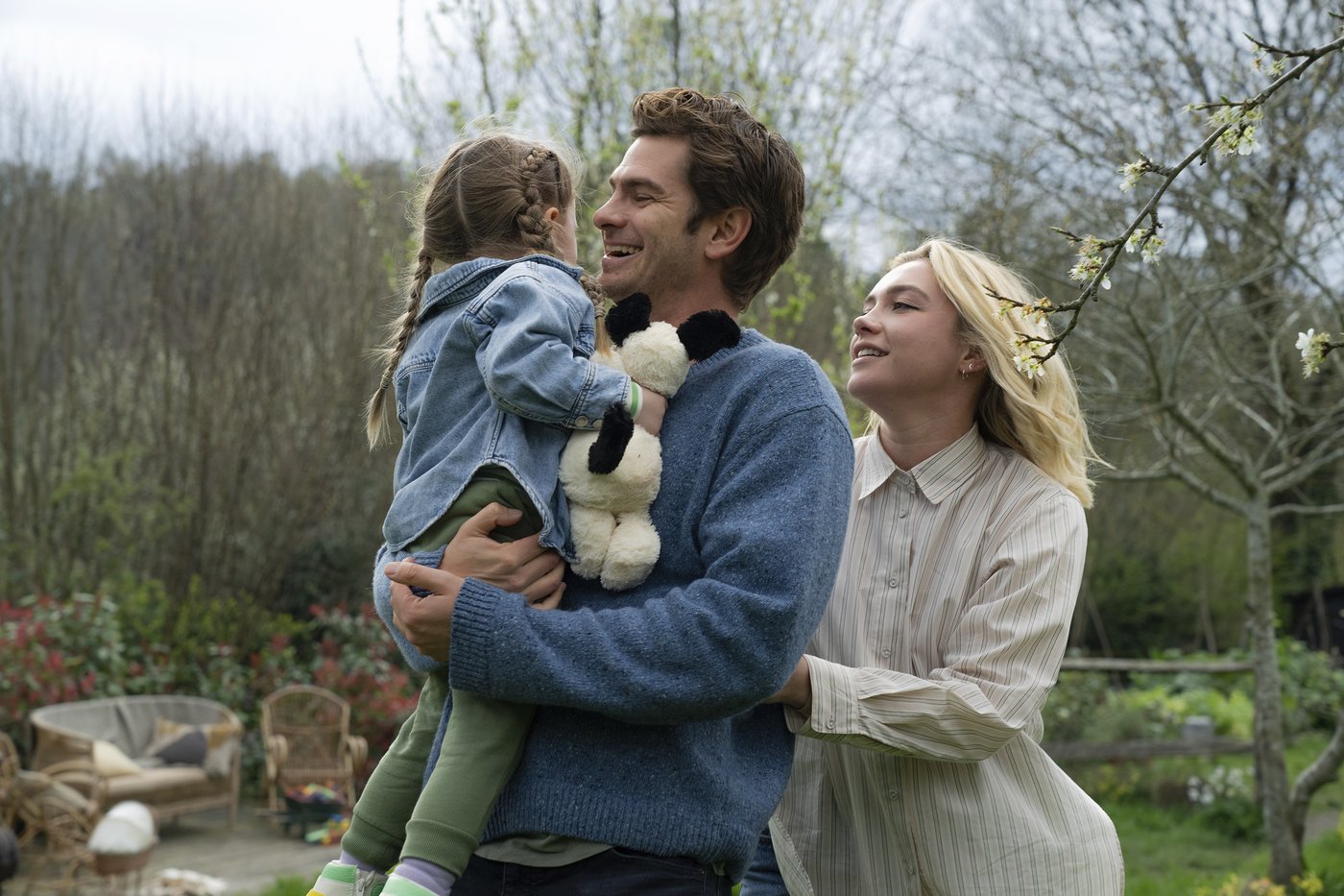 Florence Pugh and Andrew Garfield on living through 'We Live in Time' | iNFOnews.ca