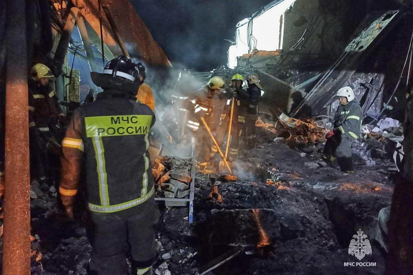 A fire at a Russian industrial plant kills 11 and injures 130 | iNFOnews.ca A fire at a Russian industrial plant kills 11 and injures 130 | iNFOnews.ca