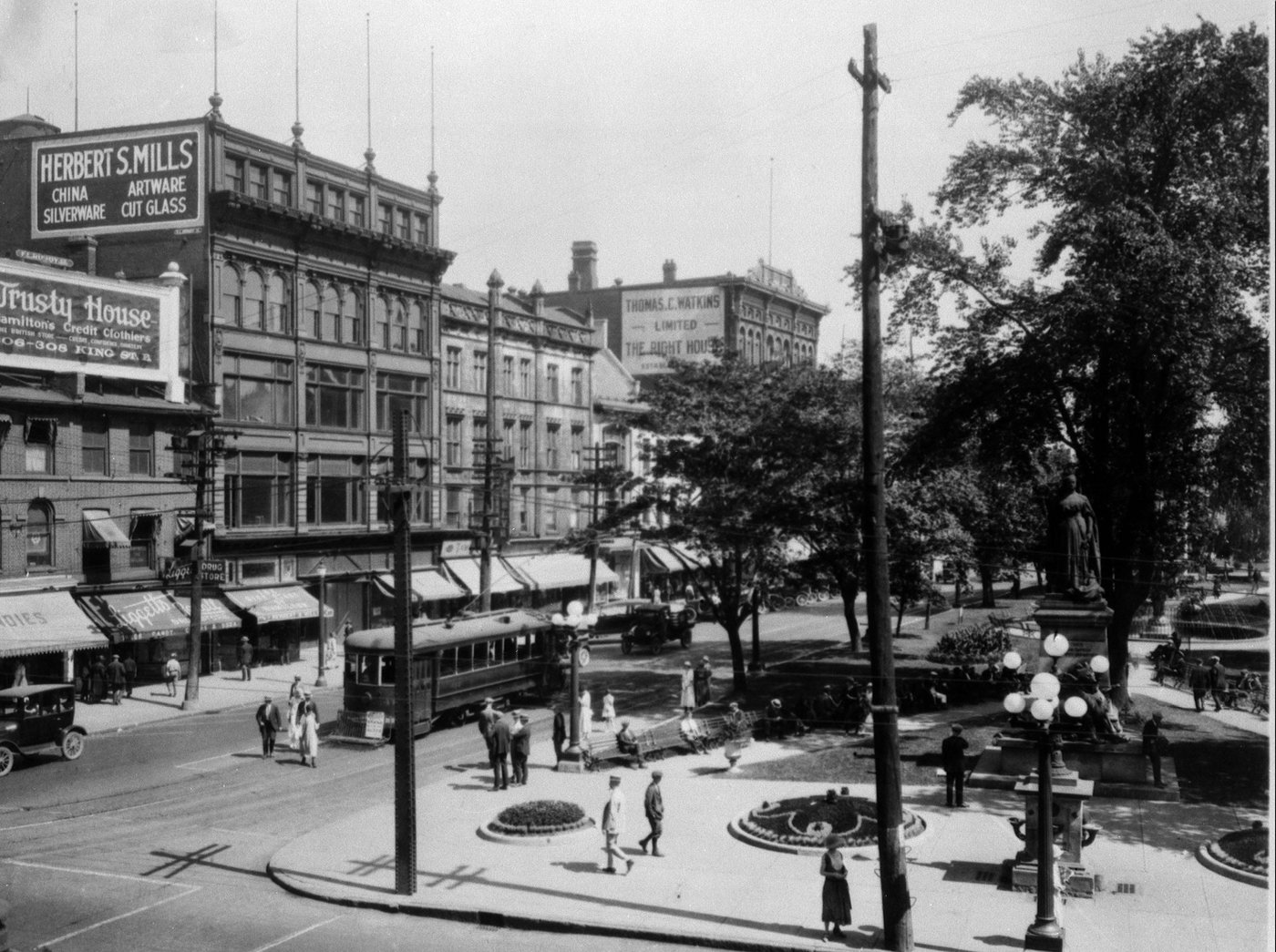 Hamilton Labour Council wants NHL to apologize for suspending players 100 years ago | iNFOnews.ca