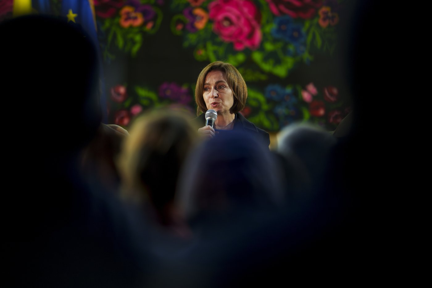Moldovans are voting in a pivotal presidential runoff. But voter fraud threatens its democracy | iNFOnews.ca Moldovans are voting in a pivotal presidential runoff. But voter fraud threatens its democracy | iNFOnews.ca