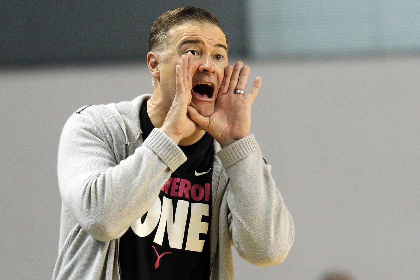 Matthew Mitchell returns to coaching, takes over Houston women's program in wide open Big 12 | iNFOnews.ca