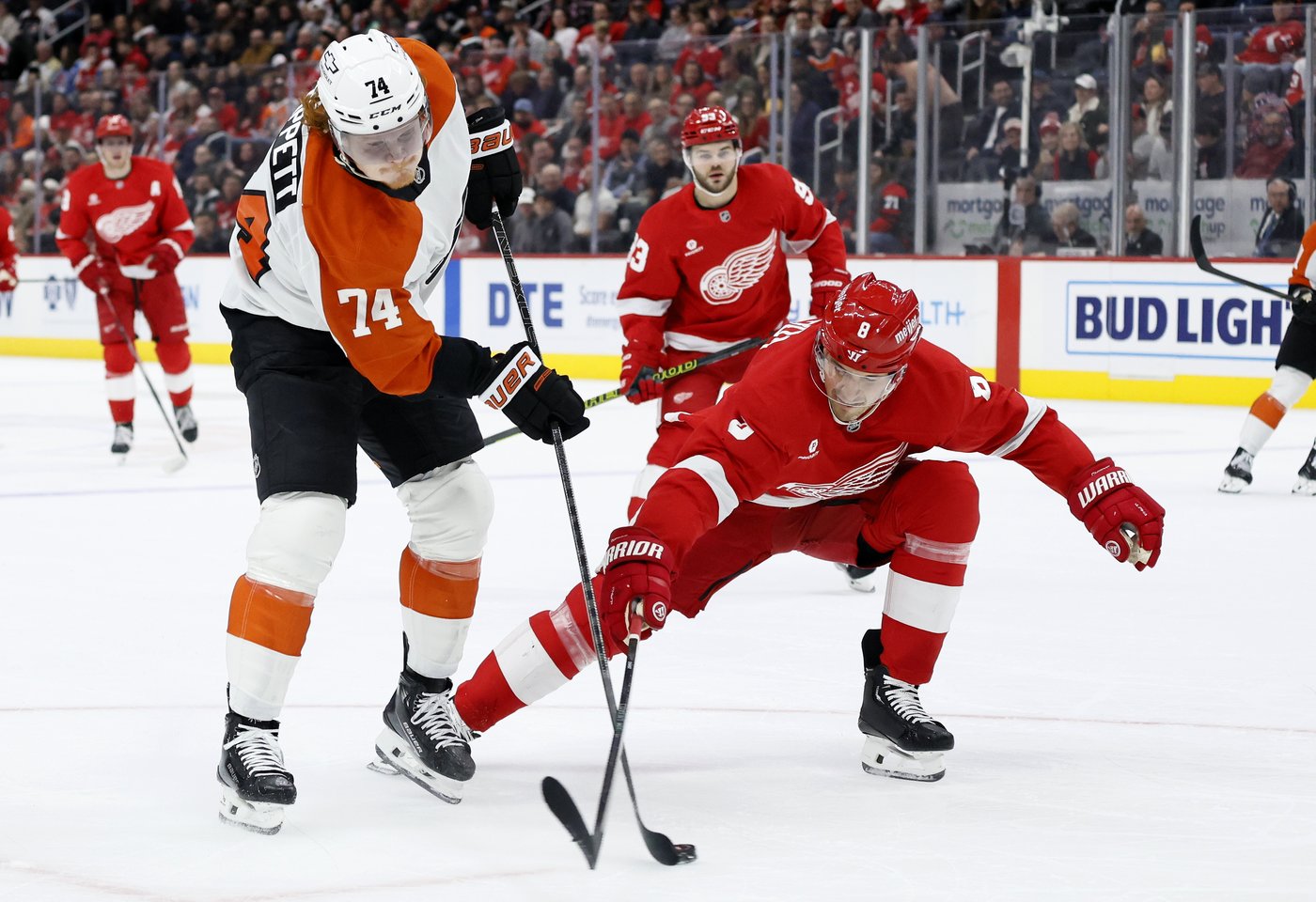 Patrick Kane scores go-ahead goal and Red Wings down Flyers 6-4 | iNFOnews.ca Patrick Kane scores go-ahead goal and Red Wings down Flyers 6-4 | iNFOnews.ca