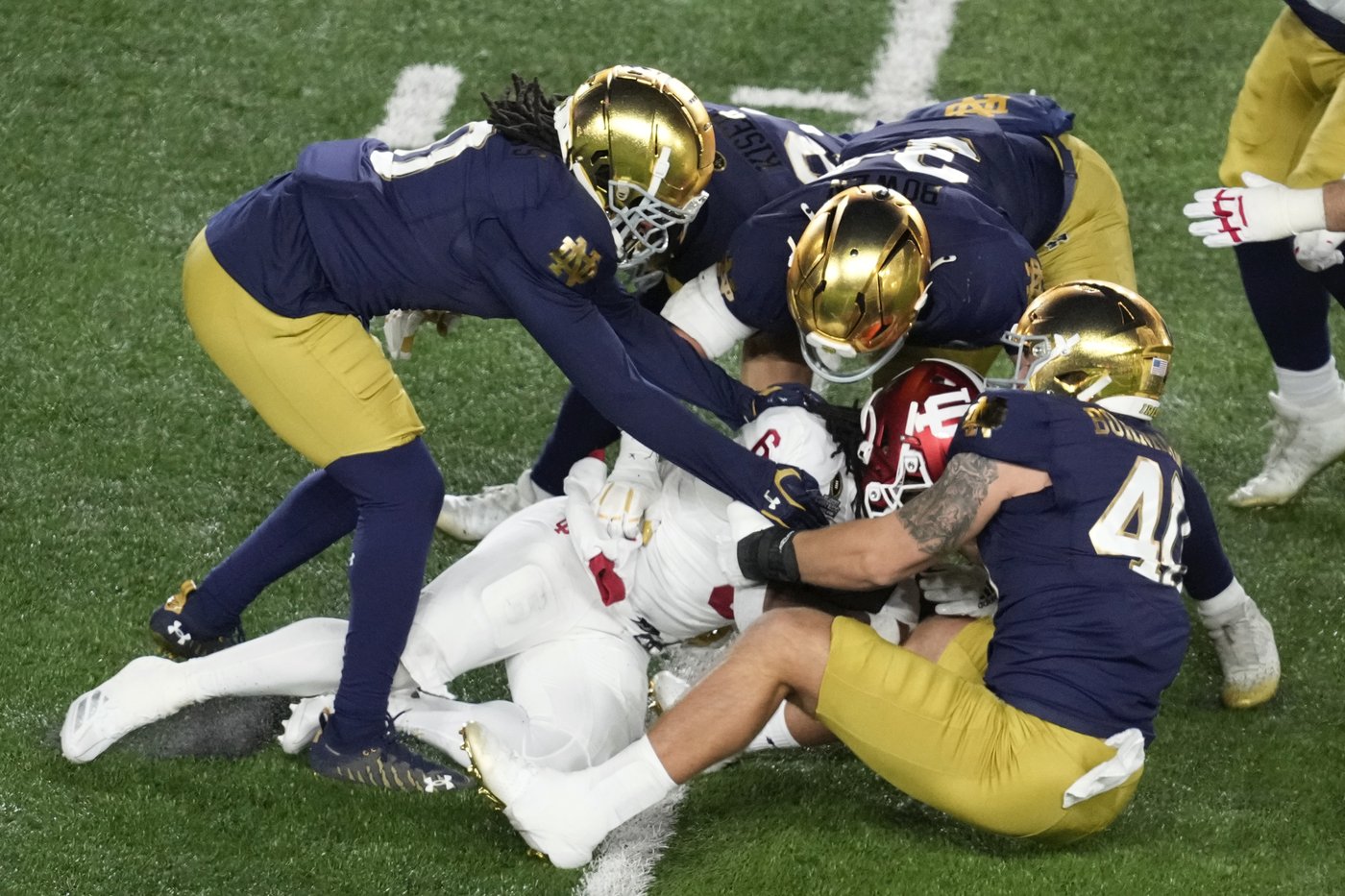 Indiana's high-flying offense grounded by aggressive Notre Dame defense | iNFOnews.ca