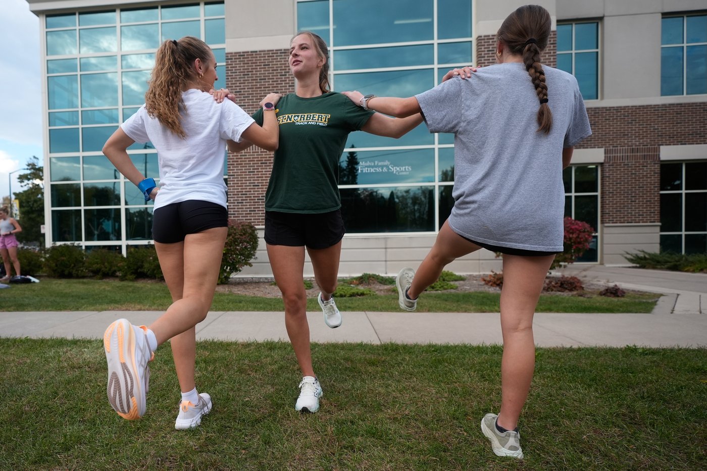 Pilot program allows some Division III athletes to compete for schools they no longer attend | iNFOnews.ca Pilot program allows some Division III athletes to compete for schools they no longer attend | iNFOnews.ca
