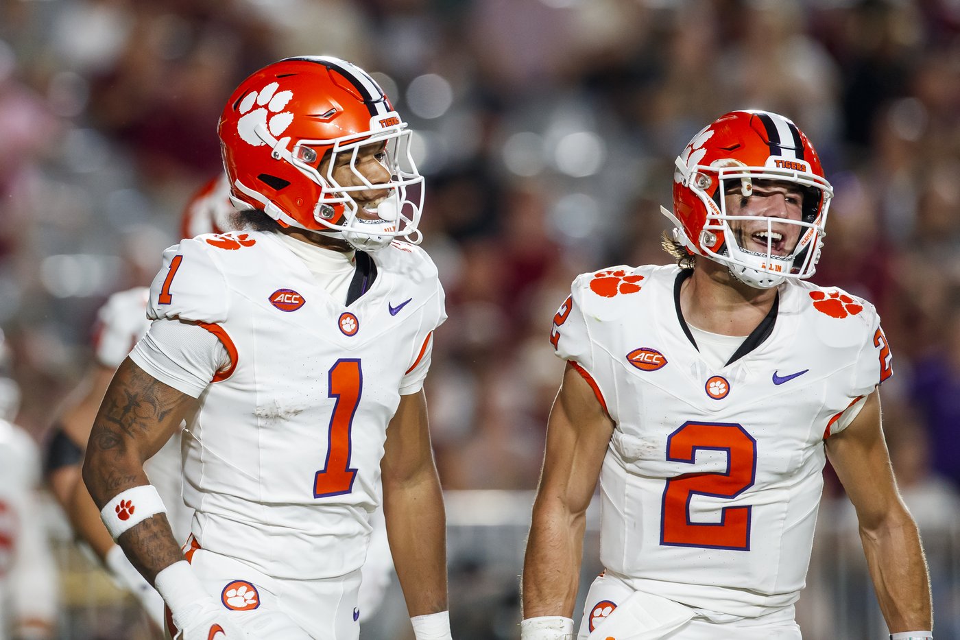College football chaos helped Swinney remind No. 10 Clemson not to overlook Wake Forest | iNFOnews.ca College football chaos helped Swinney remind No. 10 Clemson not to overlook Wake Forest | iNFOnews.ca