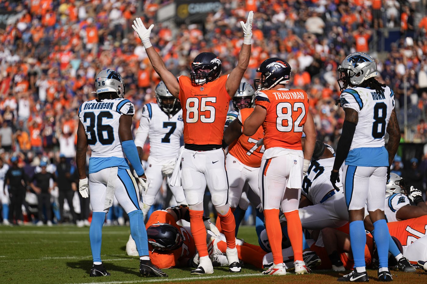 Rookie Bo Nix has 3 TD passes in leading the Broncos to a 28-14 win over the Panthers | iNFOnews.ca Rookie Bo Nix has 3 TD passes in leading the Broncos to a 28-14 win over the Panthers | iNFOnews.ca