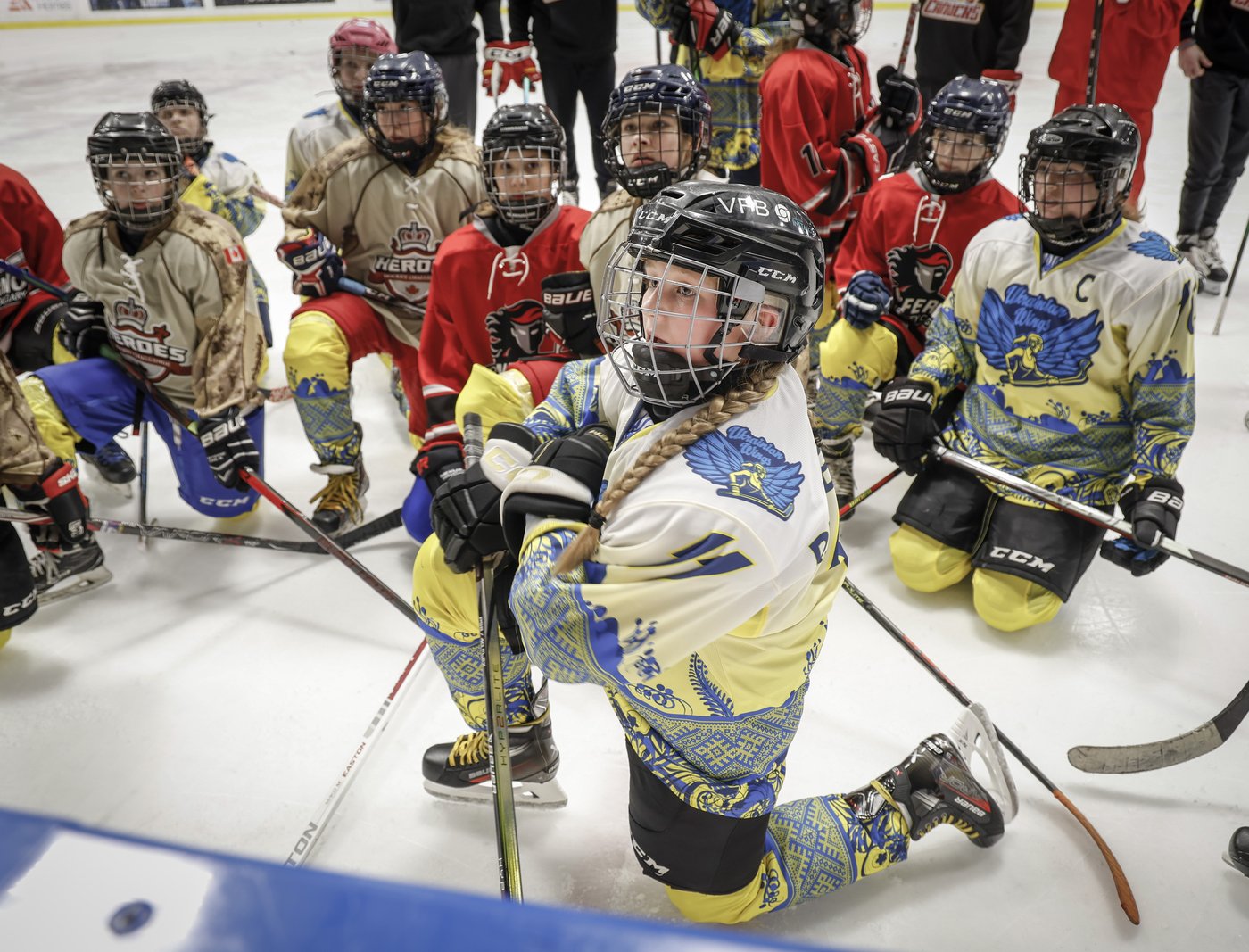 Ukrainian girls' team finds hockey haven at Wickenheiser festival | iNFOnews.ca