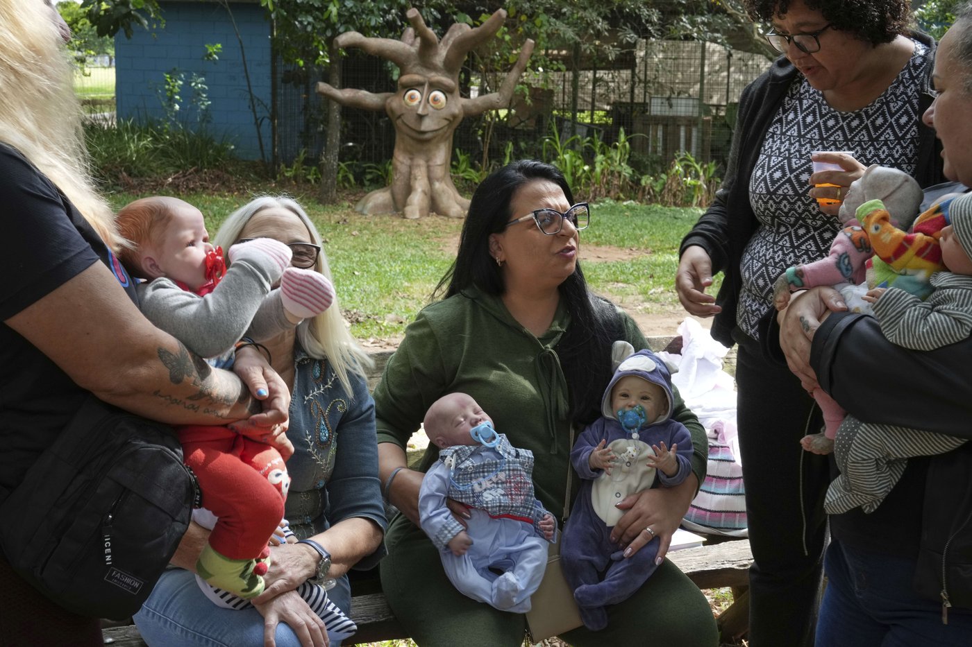 Brazil's lifelike doll craze goes from shopping malls to state legislatures | iNFOnews.ca Brazil's lifelike doll craze goes from shopping malls to state legislatures | iNFOnews.ca