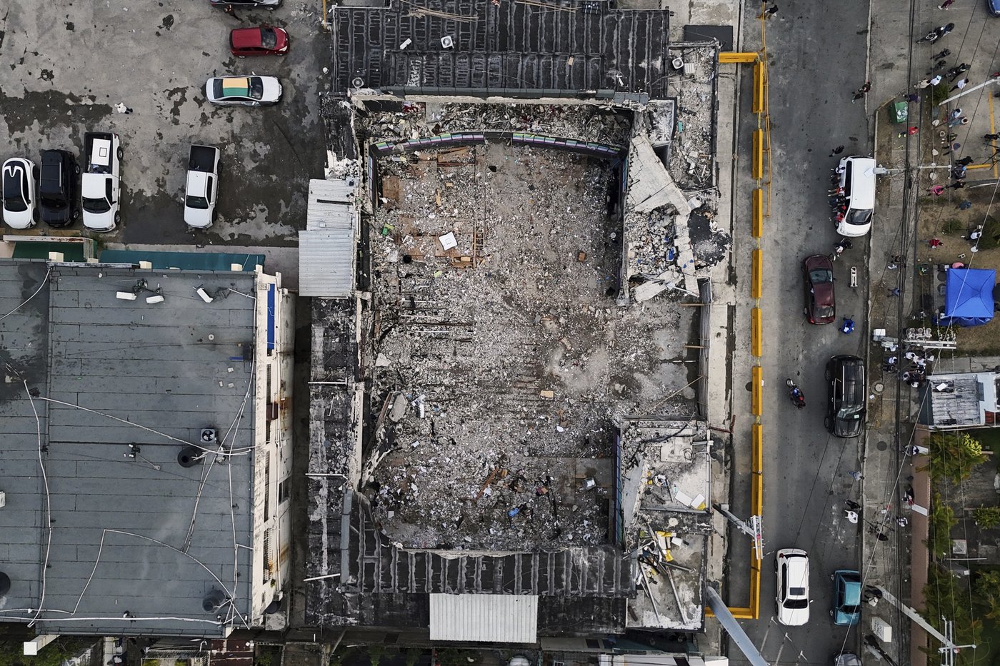The owner of a Dominican nightclub whose roof collapsed, killing 232, speaks for the first time | iNFOnews.ca