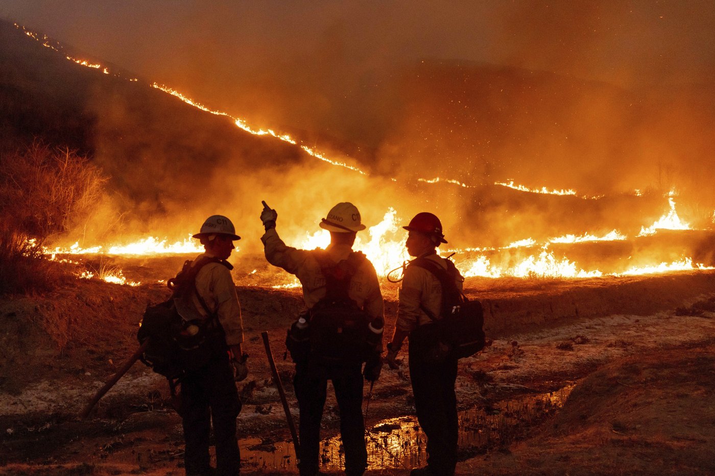 Wildfires latest: New evacuation order issued as Archer Fire sparks in San Fernando Valley | iNFOnews.ca