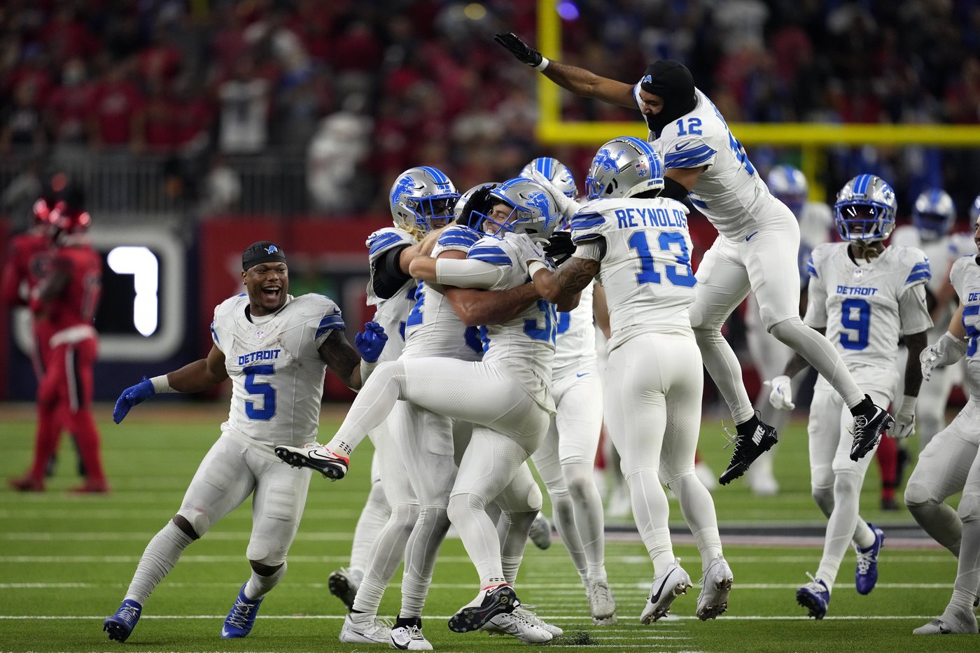 Coach Dan Campbell still amazed at Lions comeback to beat Texans on Sunday night | iNFOnews.ca Coach Dan Campbell still amazed at Lions comeback to beat Texans on Sunday night | iNFOnews.ca