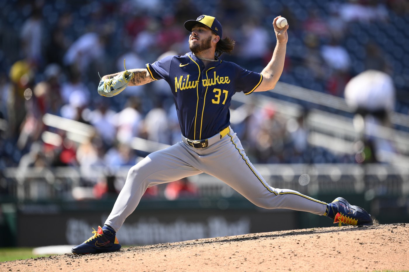 Turang homers twice as the Brewers pound the Nationals 14-3 for a sweep of their season series | iNFOnews.ca Turang homers twice as the Brewers pound the Nationals 14-3 for a sweep of their season series | iNFOnews.ca