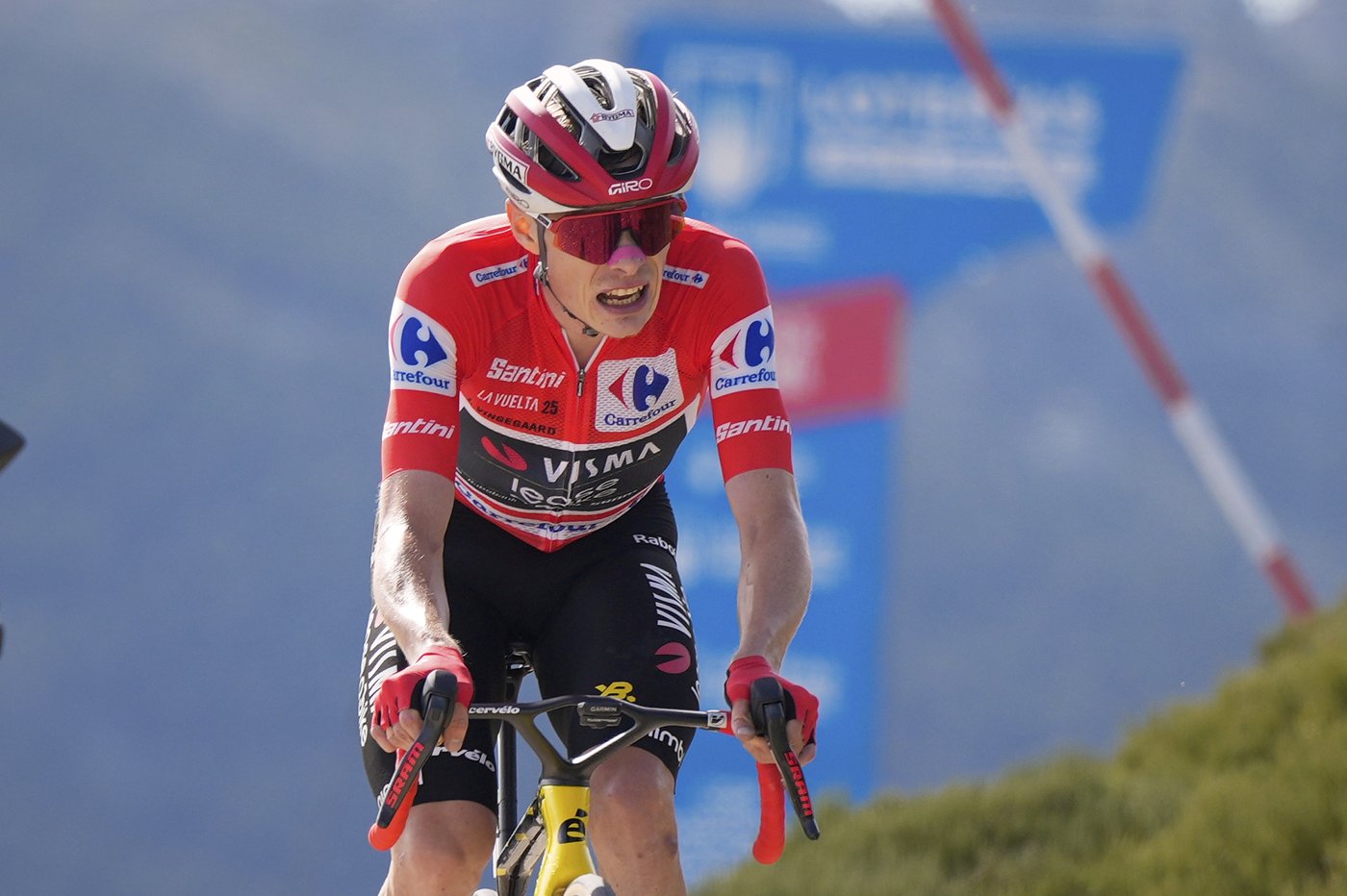 Vingegaard closes in on Vuelta title by winning penultimate stage after another anti-Israel protest | iNFOnews.ca