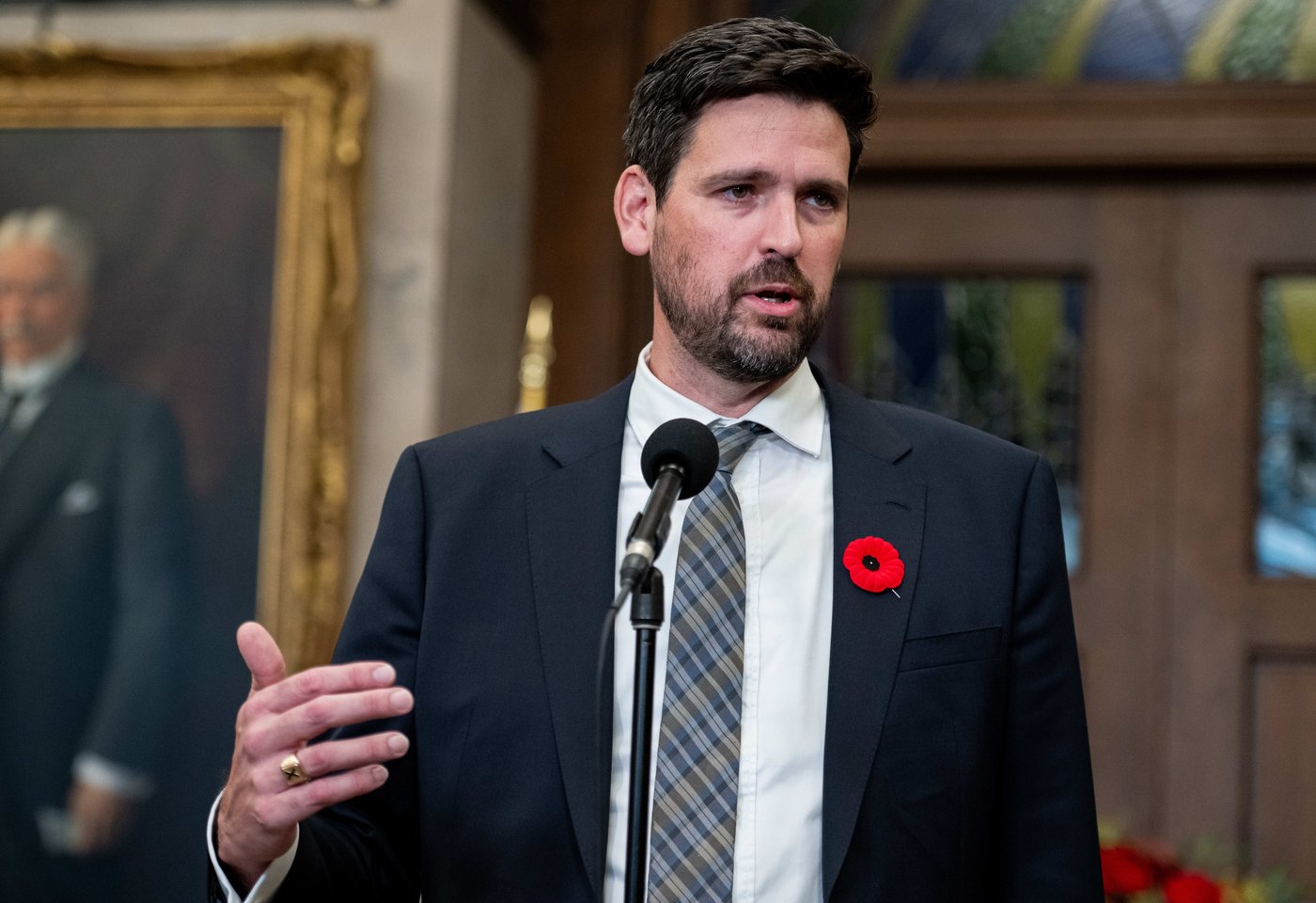 Housing minister announces applications open for $1B critical infrastructure program | iNFOnews.ca Housing minister announces applications open for $1B critical infrastructure program | iNFOnews.ca