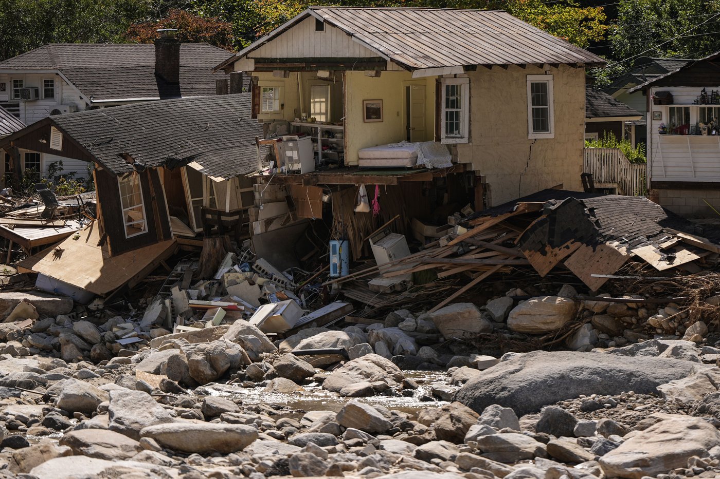 Inside the North Carolina mountain town that Hurricane Helene nearly wiped off the map | iNFOnews.ca Inside the North Carolina mountain town that Hurricane Helene nearly wiped off the map | iNFOnews.ca