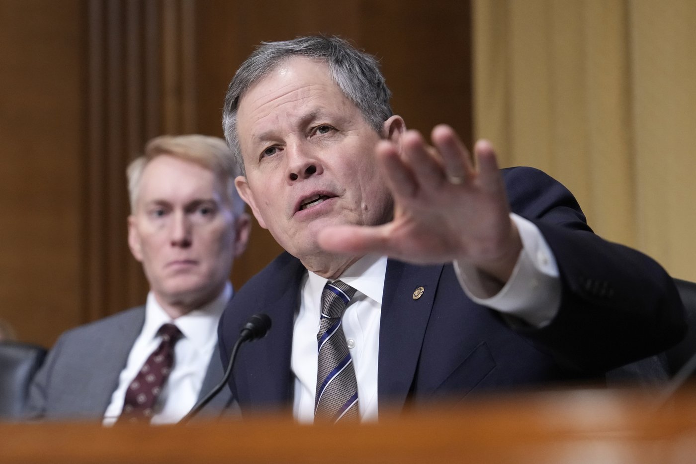 US senator and Trump supporter Steve Daines is visiting Beijing as tariff fight grows | iNFOnews.ca