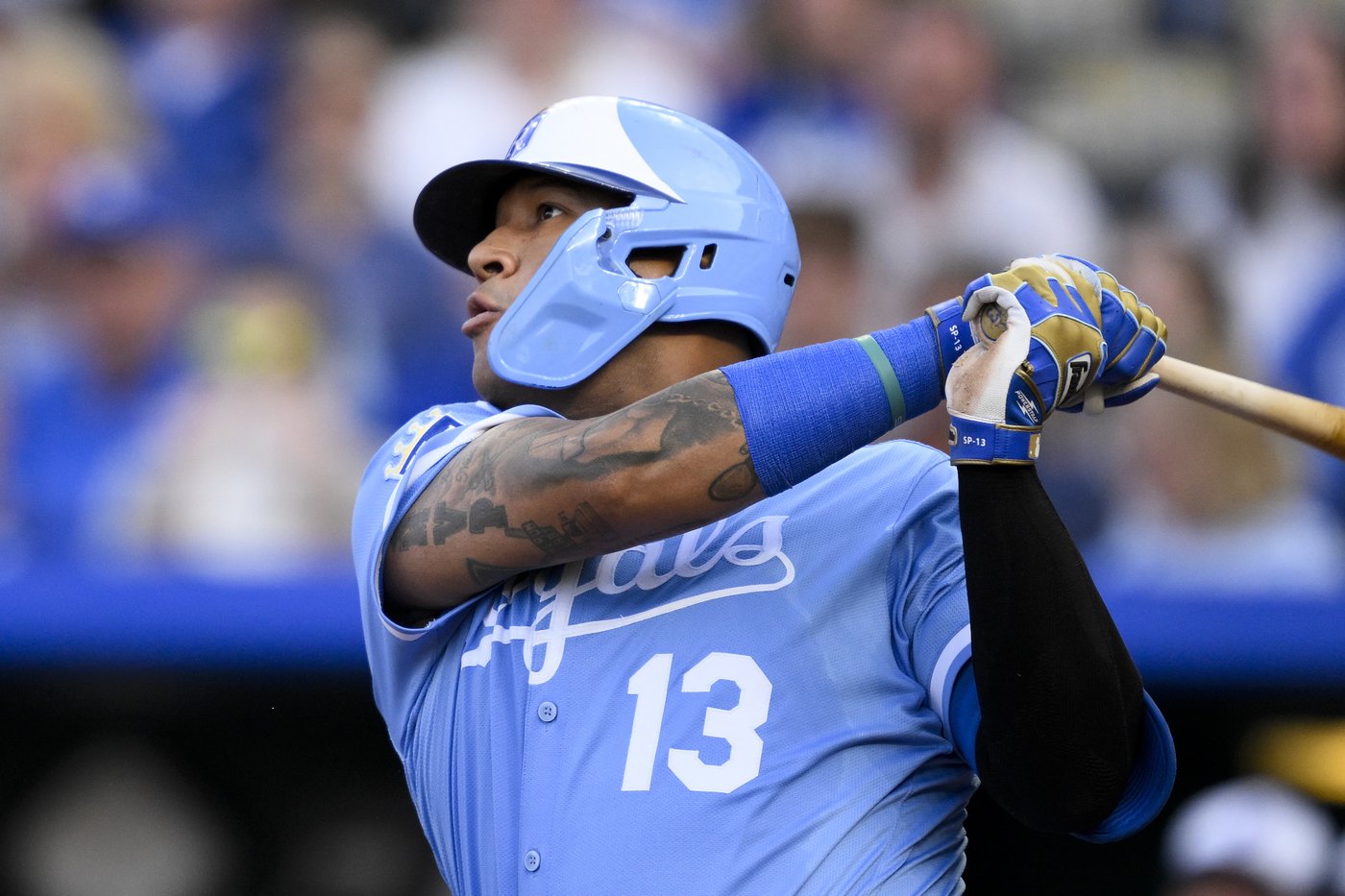 Perez’s 3-run homer leads Royals’ rout of Twins, 11-2 | iNFOnews.ca