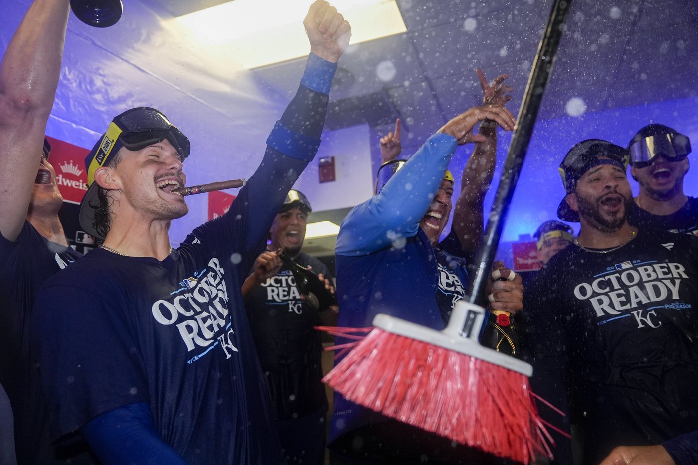 Bobby Witt Jr. and the Royals go from 2 late 7-game losing streaks to the AL Division Series | iNFOnews.ca Bobby Witt Jr. and the Royals go from 2 late 7-game losing streaks to the AL Division Series | iNFOnews.ca