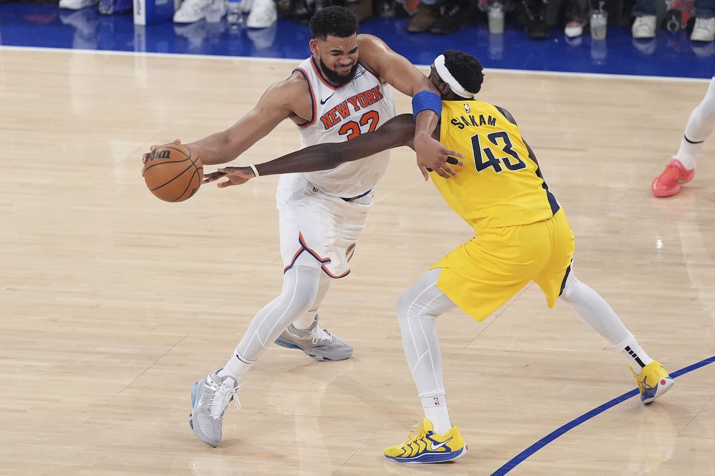 Brunson, Towns carry Knicks to 111-94 victory that cuts Pacers' series lead to 3-2 | iNFOnews.ca