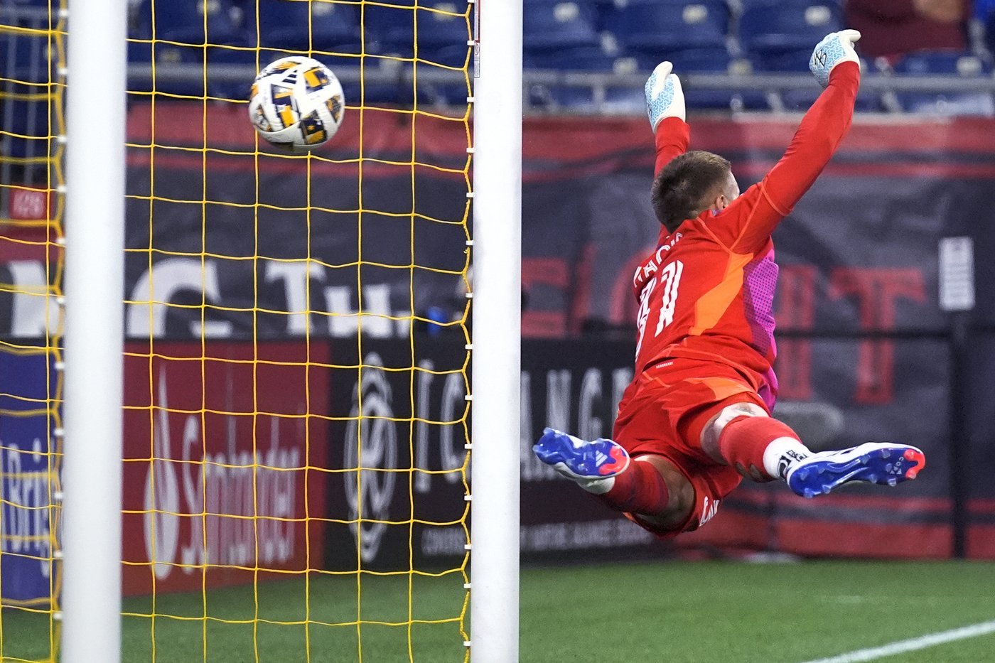 First career goals by Tom Pearce, Nathan Saliba rally Montreal to 2-2 draw with Revolution | iNFOnews.ca