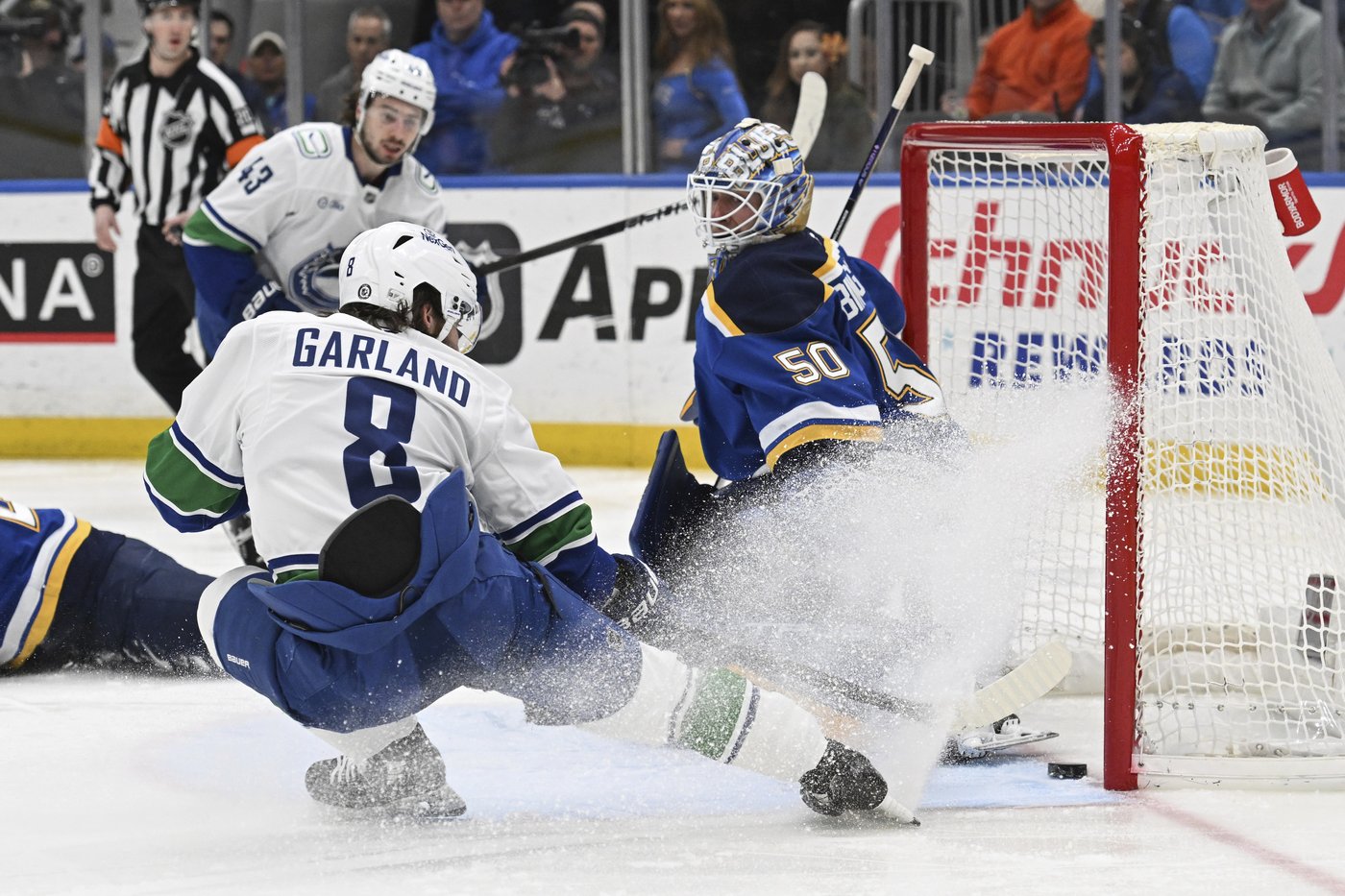 Garland scores twice to help Canucks beat the Blues 5-2 | iNFOnews.ca Garland scores twice to help Canucks beat the Blues 5-2 | iNFOnews.ca