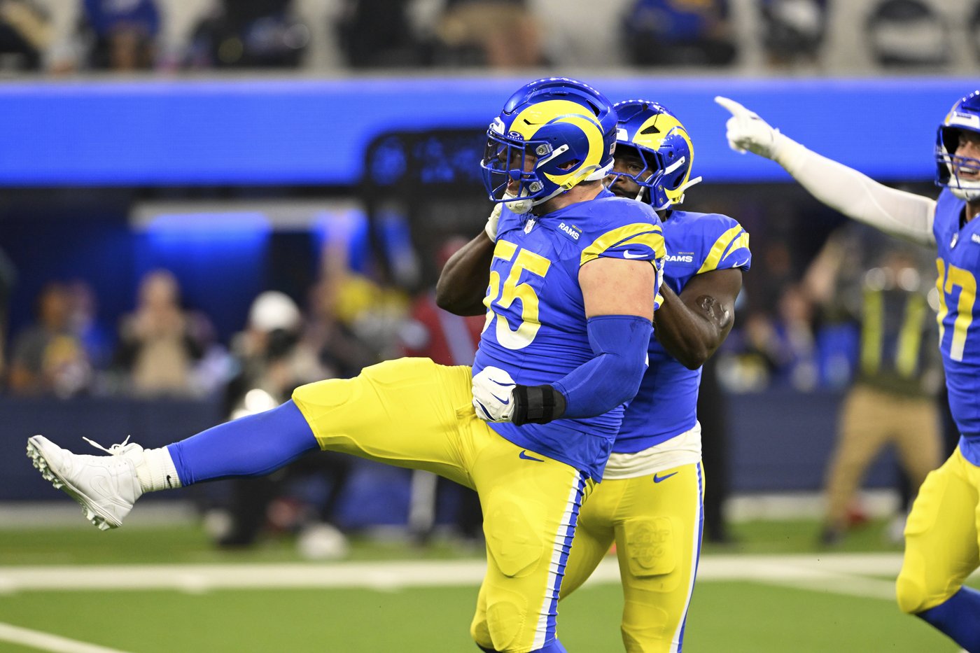Ahkello Witherspoon makes last-minute interception to preserve Rams' 13-9 win over Arizona | iNFOnews.ca Ahkello Witherspoon makes last-minute interception to preserve Rams' 13-9 win over Arizona | iNFOnews.ca