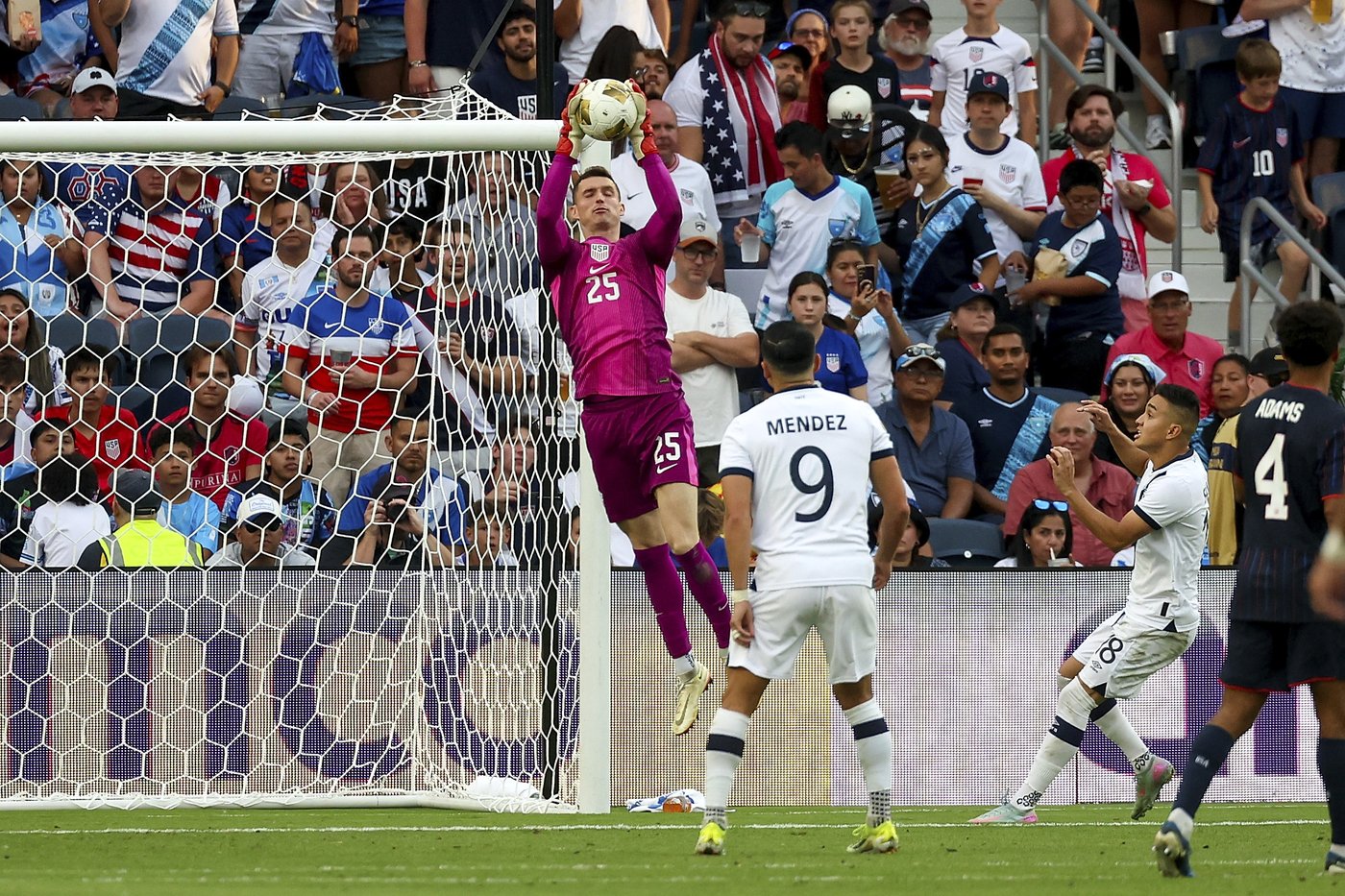 Pochettino says pro-visitor crowd in St. Louis was `like to play in Guatemala' | iNFOnews.ca Pochettino says pro-visitor crowd in St. Louis was `like to play in Guatemala' | iNFOnews.ca