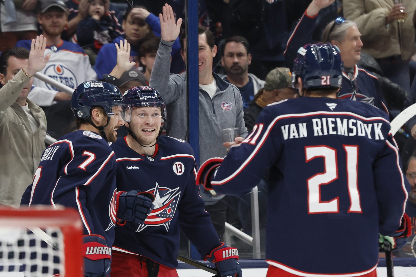 NHL roundup: McDavid leaves game with injury, Blue Jackets whip Oilers 6-1 | iNFOnews.ca NHL roundup: McDavid leaves game with injury, Blue Jackets whip Oilers 6-1 | iNFOnews.ca