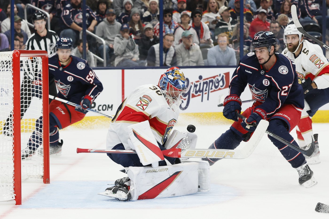 Panthers beat Blue Jackets 4-3 on opening night dedicated to Johnny Gaudreau | iNFOnews.ca